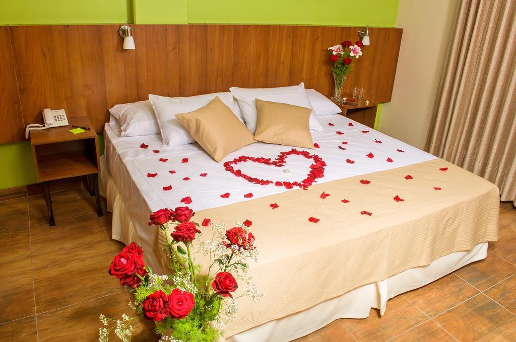 Hotel Mitru - Tarija Pokoj fotografie